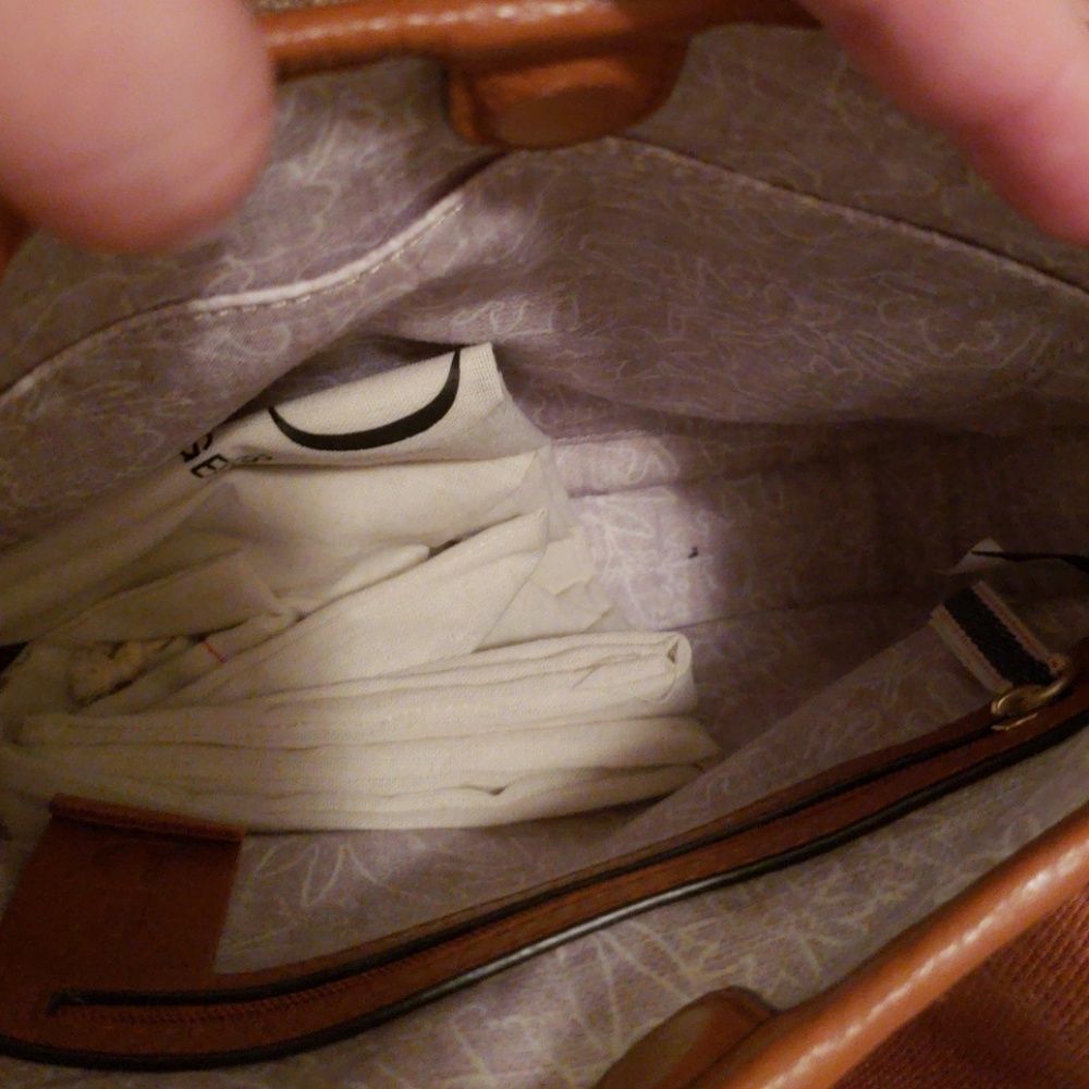 ELLEN DEGENERES GENUINE LEATHER SHOULDER BAG - Picture 5 of 5